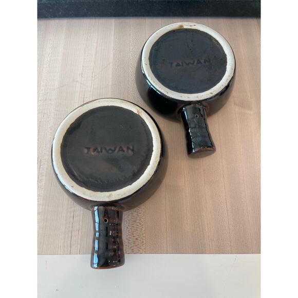 Vintage Escargot Brown Pottery baking dish Taiwan set of 2 - Picture 4 of 5